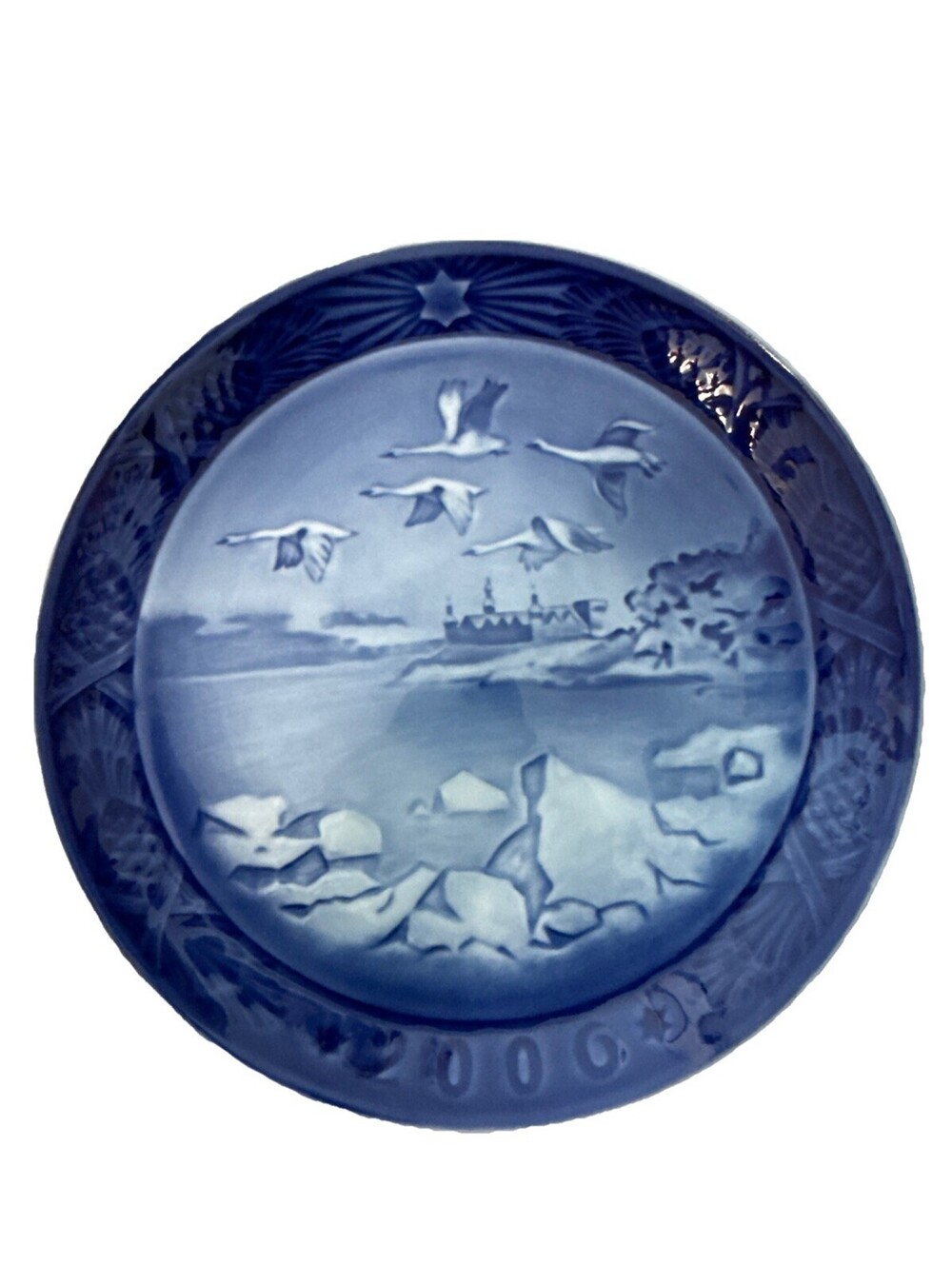 2006 Royal Copenhagen Christmas Plate Kronborg Castle w/ Box & COA Denmark